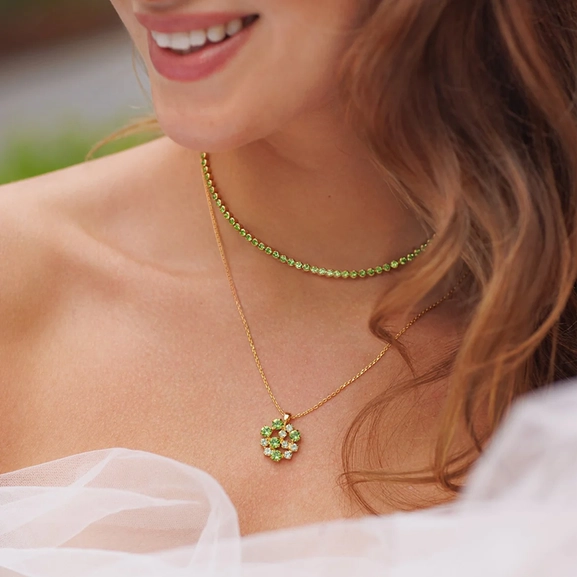 Siri Necklace Gold Peridot - Caroline Svedbom - Snabb leverans - Nordic Spectra