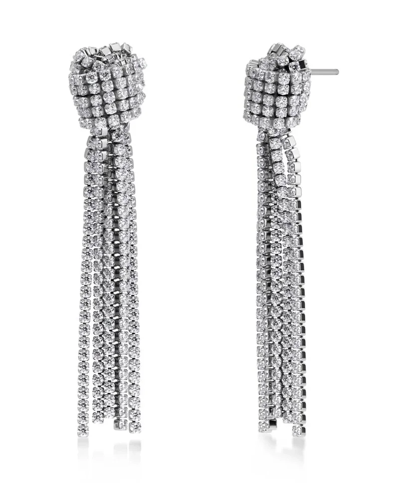 Örhängen i polerat stål med knutdesign och gnistrande cubic zirconia-stenar