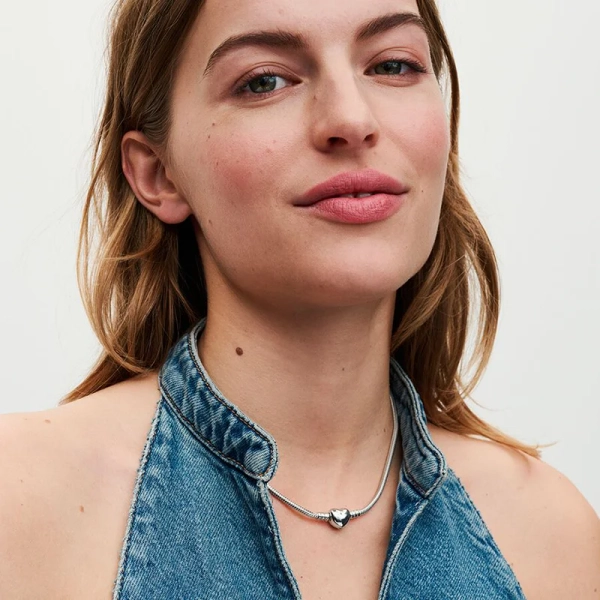 Pandora Moments Halsband med Hjärtformat Lås - PANDORA - Snabb leverans & paketinslagning - Nordic Spectra