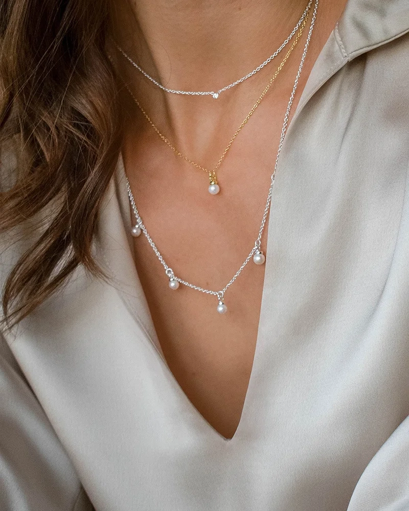 Petite Pearl Single Necklace Gold