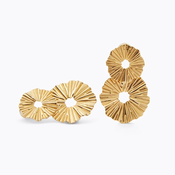 Vassia Earrings Gold - Caroline Svedbom - Snabb frakt & paketinslagning - Nordic Spectra