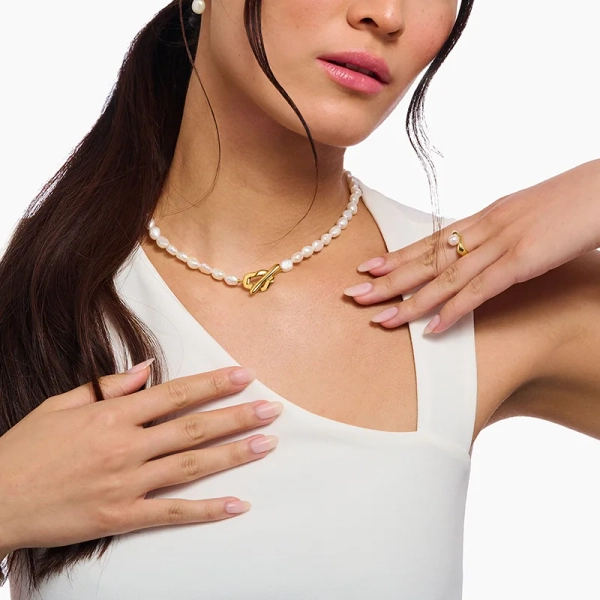 Thomas Sabo pärlhalsband med unika sötvattenspärlor och 18K guldpläterat silverlås