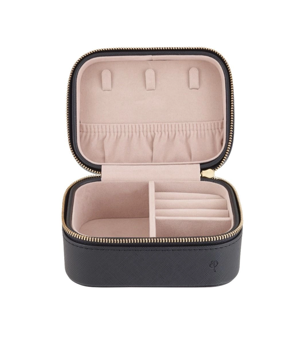 edblad-jewellery-travel-case-l-black-pi-125382_open-no.pillow