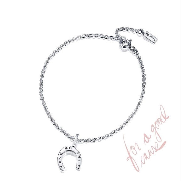 Take No Shit Bracelet - Efva Attling - Suuri valikoima & ilmainen lahjapaketointi - Nordicspectra.fi