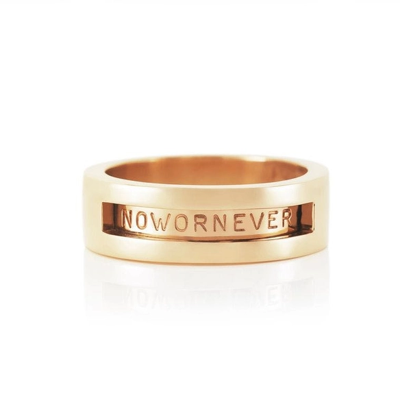 Now Or Never Ring Gold - Efva Attling ringar - Snabb frakt & paketinslagning - Nordicspectra.se