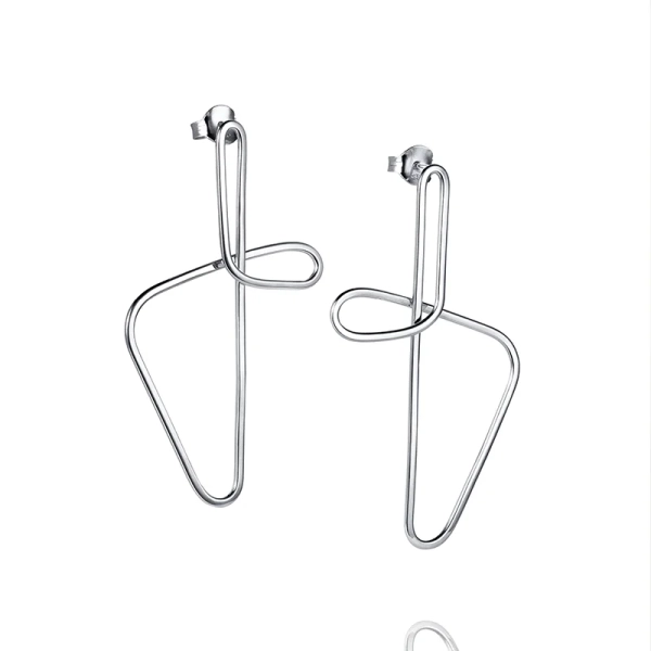 Intersection Earrings från Efva Attling i silver med arkitektonisk design