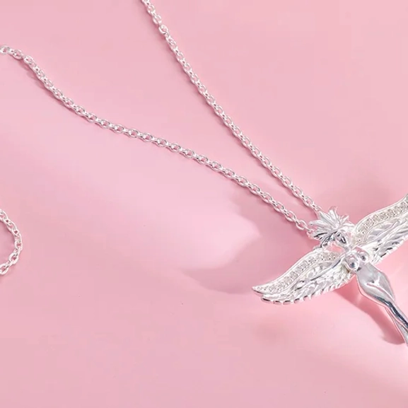 Goddess of Love Halsband - Carolina Gynning - Moderna smycken med en betydelse - Nordic Spectra