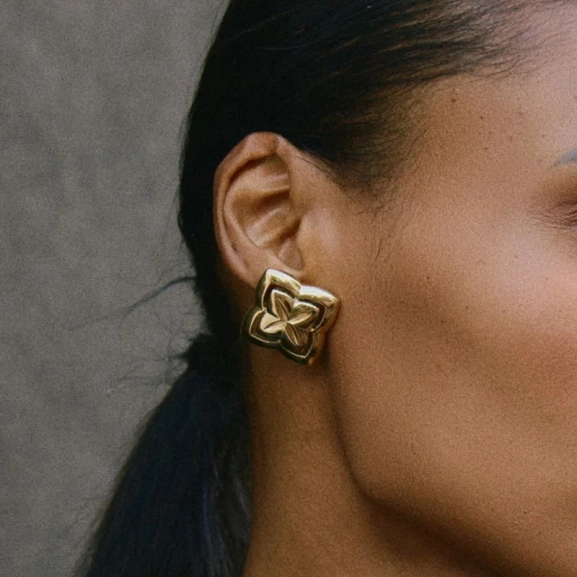 med elegant och tidlös design. Perfekta för både vardag och fest.