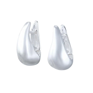 Infinity Drop Örhängen i silver med tidlös droppform