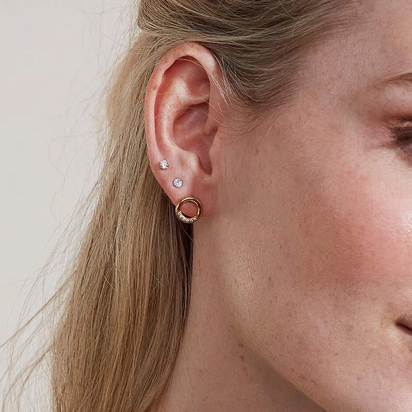 Alice Studs Gold - Edblad - Snabb frakt & paketinslagning - Nordicspectra.se