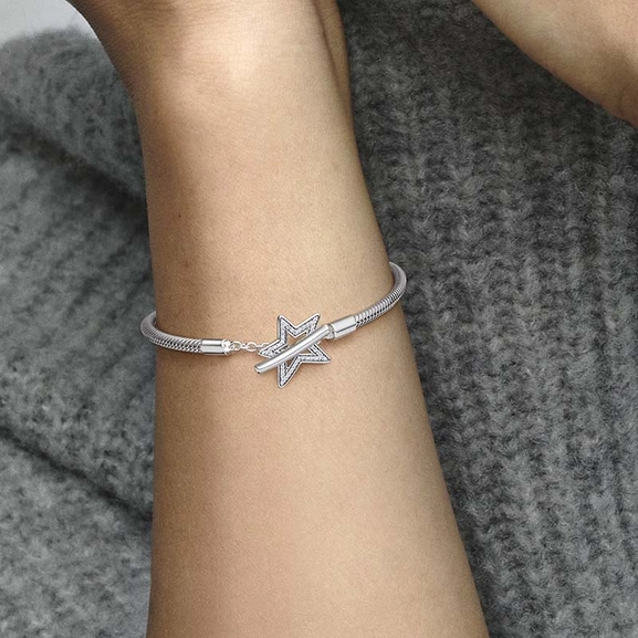 Pandora Moments Asymmetrischer Stern T-Verschluss Schlangen-Gliederarmband von PANDORA, Schneller Versand - Nordicspectra.de