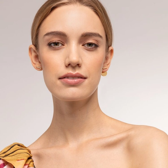 Stiftörhängen Together Bricka Guld - Thomas Sabo örhängen - Snabb frakt & paketinslagning - Nordicspectra.se