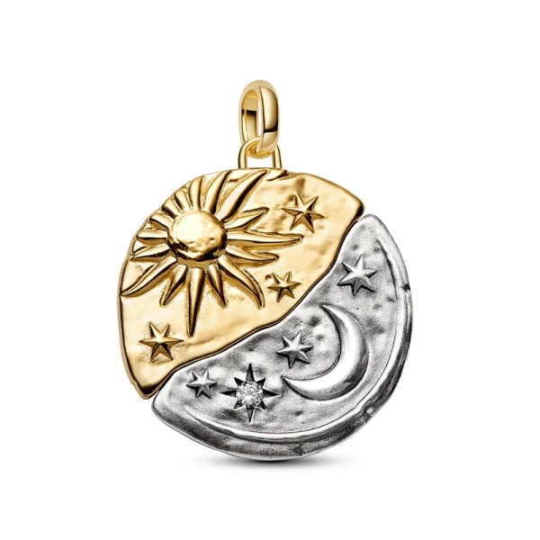 Großer Medaillon-Charm „Sonne & Mond“ von Pandora aus Silber und 14-karätiger Goldplattierung mit Sonnen- und Mondmotiven und funkelndem Stein.