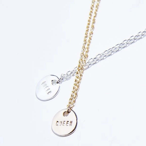 Queen Coin Bracelet Gold - Emma Israelsson - Snabb frakt & paketinslagning - Nordicspectra.se