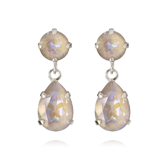 Mini Drop Earrings Rhodium Serene Delite - Caroline Svedbom - Snabb frakt & paketinslagning - Nordicspectra.se