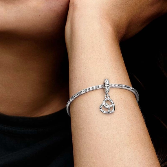 Brezel Charm-Anhänger von PANDORA, Schneller Versand - Nordicspectra.de
