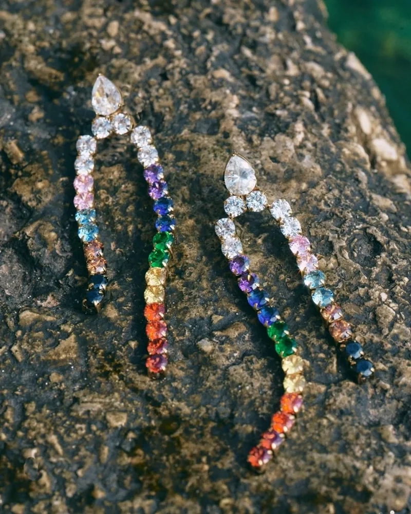 inspirerade av Progress-flaggan.