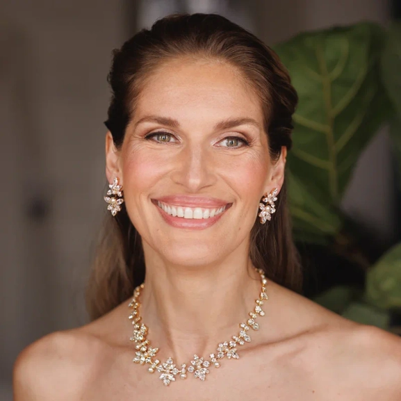 från Caroline Svedboms Bridal Collection. Perfekt för bröllop.