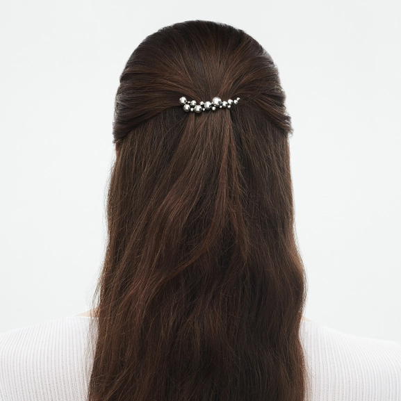 GJ_SS25_ECOM_SHOOT_MOONLIGHT_GRAPES_HAIRCLIP_20001414