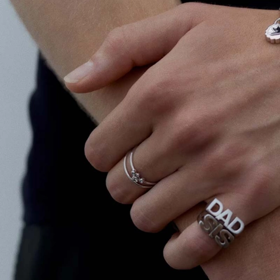 Sis Ring - Maria Black - Snabb frakt & paketinslagning - Nordic Spectra