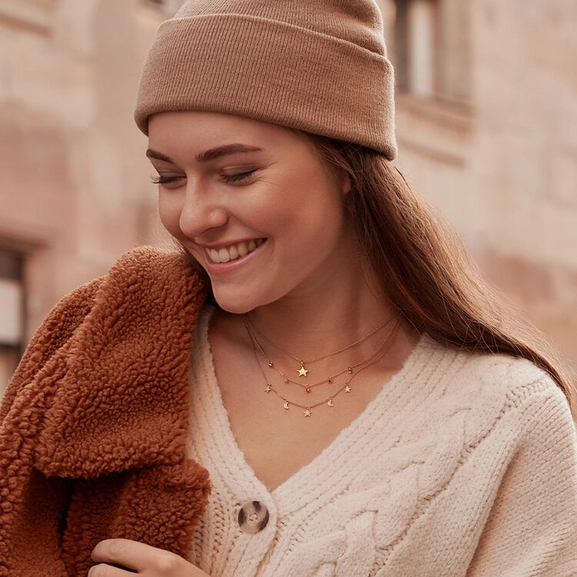 Halsband med Stjärna Guld - Thomas Sabo halsband - Snabb frakt & paketinslagning - Nordicspectra.se