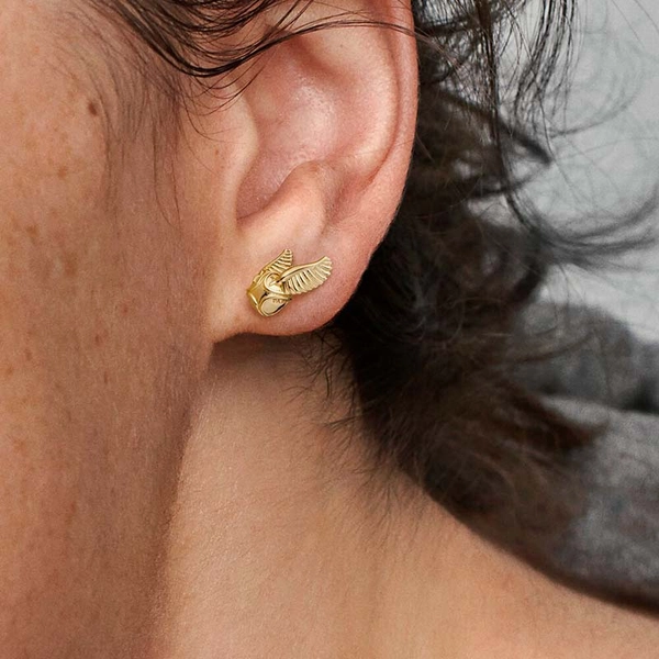 Harry Potter Golden Snitch Stiftörhängen - PANDORA - Snabb frakt & paketinslagning - Nordicspectra.se