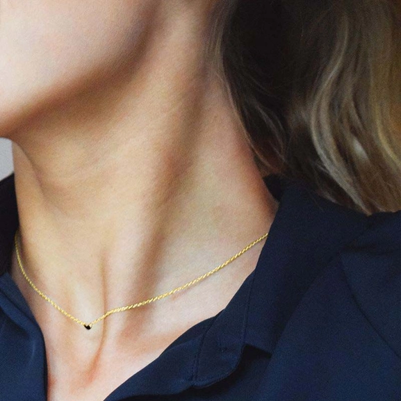 Loving Heart Drop Studs Gold - Drakenberg/Sjölin - Suuri valikoima & ilmainen lahjapaketointi - Nordicspectra.fi