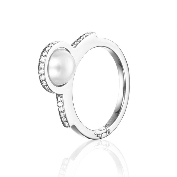 Day Pearl & Stars Ring White Gold - Efva Attling - Suuri valikoima & ilmainen lahjapaketointi - Nordicspectra.fi