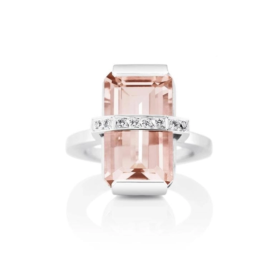 Bend Over Morganite White Gold von Efva Attling, Schneller Versand - Nordicspectra.de