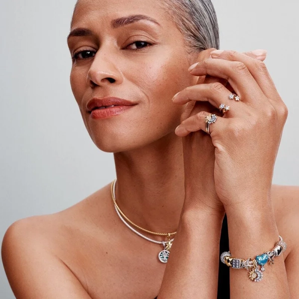 Shooting Stars Ring Guld - PANDORA - 1-2 dagar leverans - Gratis paketinslagning