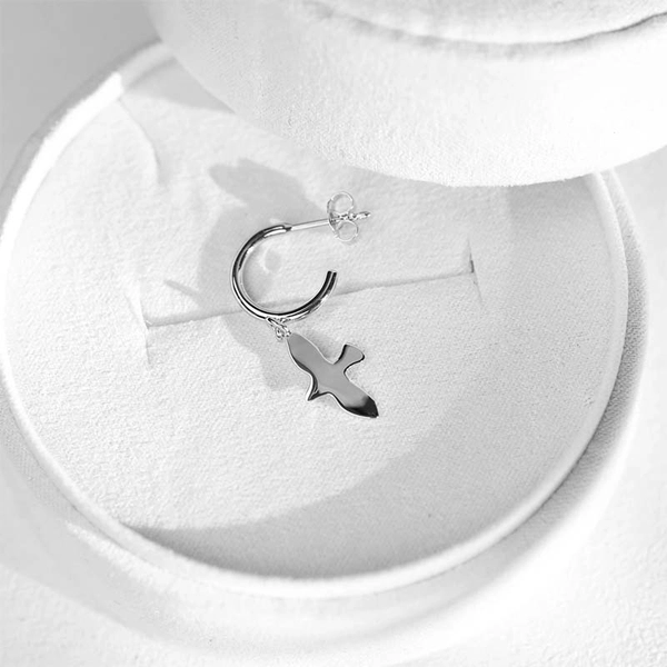 Mini Dove M Hoop Silver - Emma Israelsson - Snabb frakt & paketinslagning - Nordicspectra.se