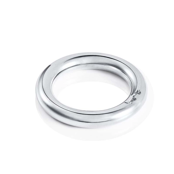 One Love Ring White Gold - Efva Attling ringar - Snabb frakt & paketinslagning - Nordicspectra.se