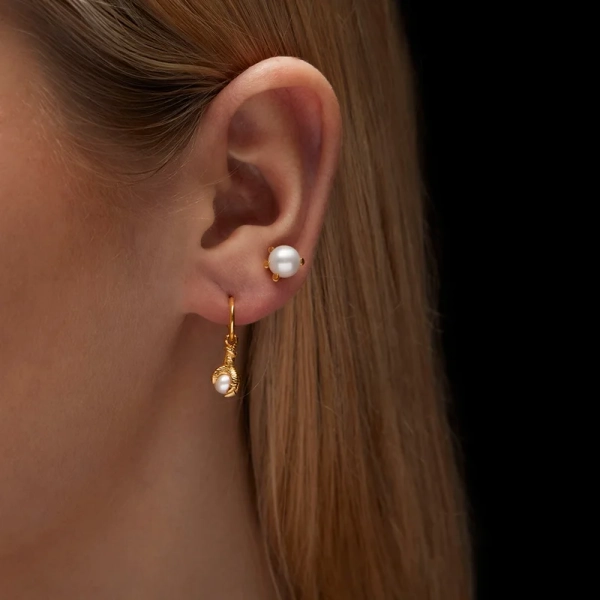 52_9b504367c5-tiny-claw-pearl-earring-gold-model-0x1500