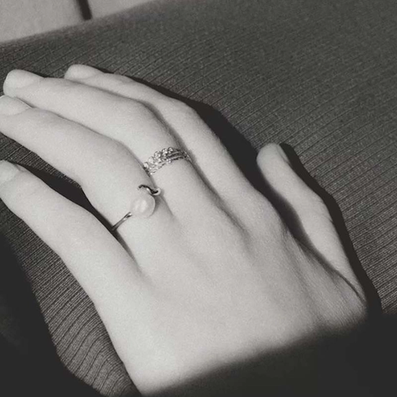 Moonshine Ring Gold - Maria Black - Snabb frakt & paketinslagning - Nordic Spectra