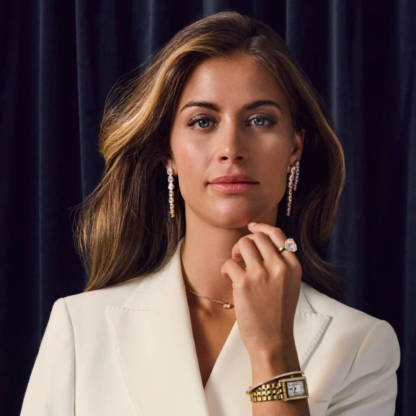 eleganta och avlånga i 18K guldpläterat silver med gnistrande cubic zirconia.