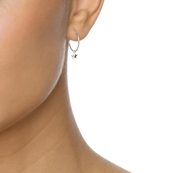 Presentset med halsband och creoler med stjärnhängen i sterlingsilver
