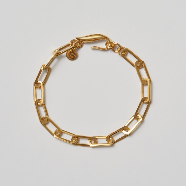 Fat Collect Bracelet Gold: Kraftigt armband i 14K guldpläterat silver med rektangulära länkar och integrerat lås