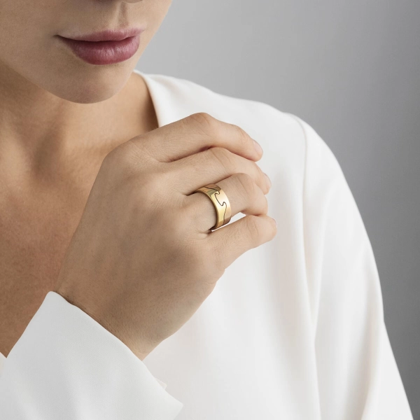 OnModel__3541700-3541680-FUSION-ring-rose-gold-combination_1