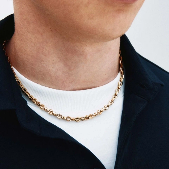 hamrad kaffebönskedja och stilrent skruvlås från Edblad.