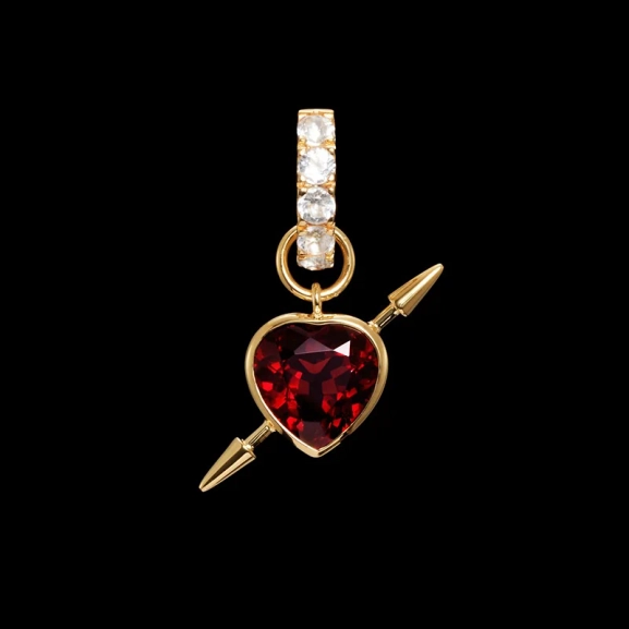 Rebel Love Earring Clear Quartz & Red Garnet Gold - Maria Nilsdotter - Schmuck im skandinavischen Design - Nordic Spectra