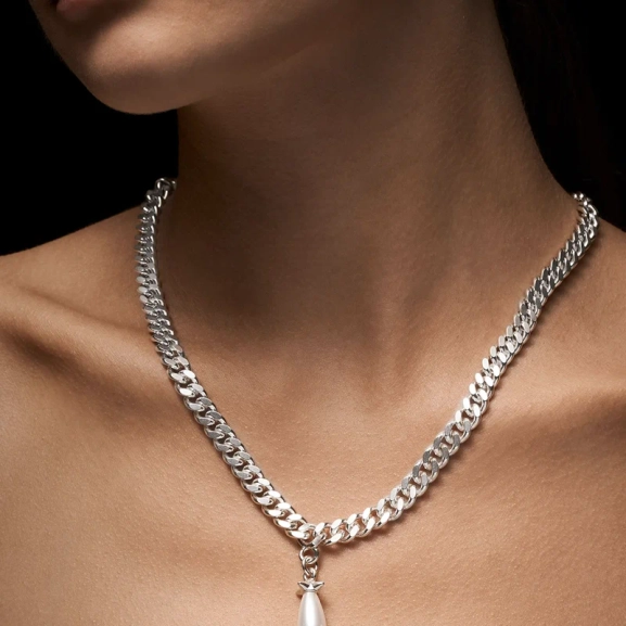 Chunky Chain Drop Pearl Necklace - Maria Nilsdotter - 1-2 dagars leverans - Nordic Spectra