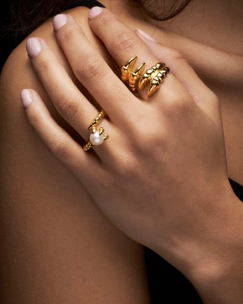 1289_6330422fb1-claw-pearl-ring-sil-model
