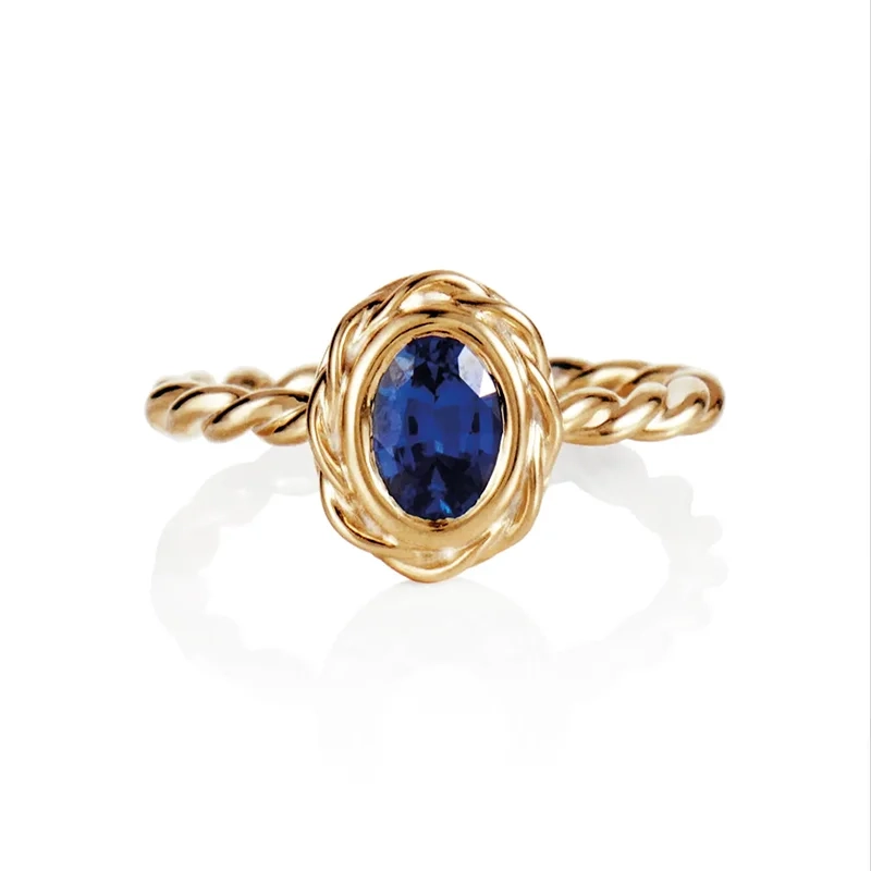 Efva Attling - Wrapped Colour Ring - Blue Sapphire Gold