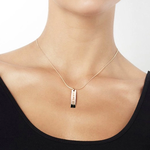 Carpe Diem Pendant Gold - Efva Attling halsband - Snabb frakt & paketinslagning - Nordicspectra.se