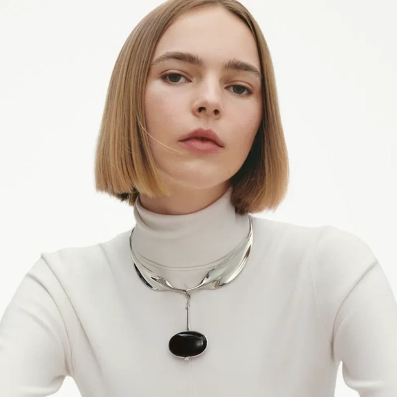 Vivianna Torun Halsring med Svart Agat - Georg Jensen - Designsmycken med snabba & trygga leveranser - Nordic Spectra