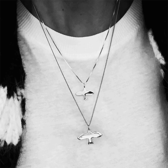 Mini Dove Necklace Silver - Emma Israelsson - Suuri valikoima & ilmainen lahjapaketointi - Nordicspectra.fi