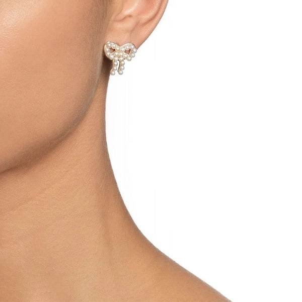 Mini Pearls Bow Ear - Efva Attling örhängen - Snabb frakt & paketinslagning - Nordicspectra.se