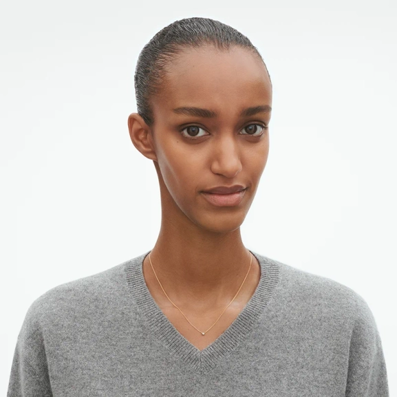 AW25_ECOM_ON-MODEL_SIGNATURE_SOLITAIRE_PENDANT_20001257