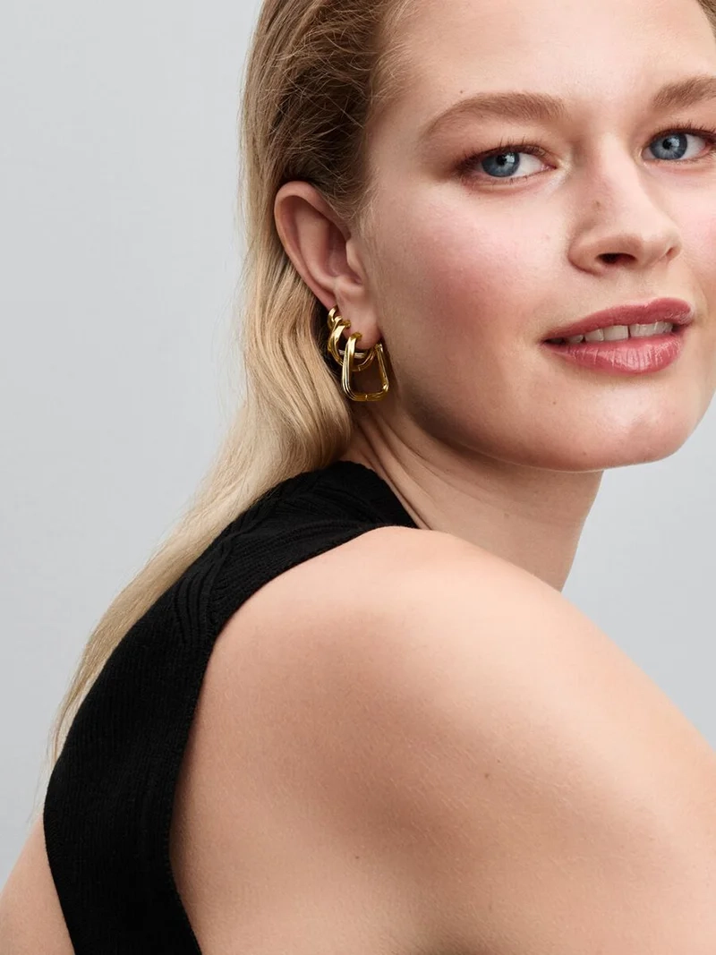 Pandora Essence Trekantiga Stora Hoops i 14 karat guldpläterad metall
