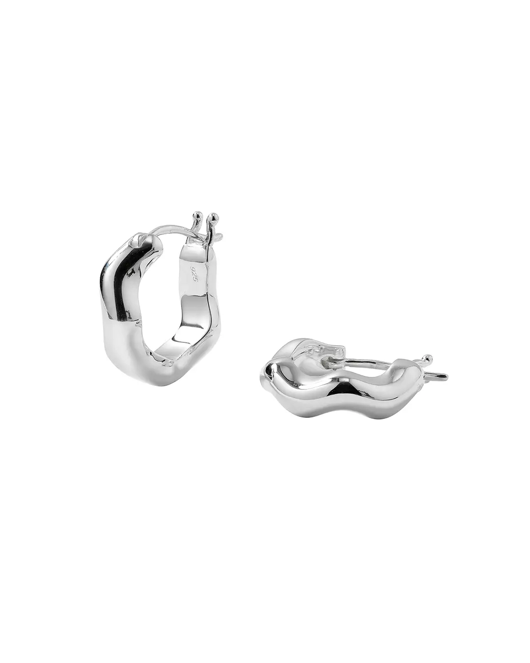 Bolded Wavy Earrings Silver - Syster P - Suosittuja koruja kaikkiin tilanteisiin